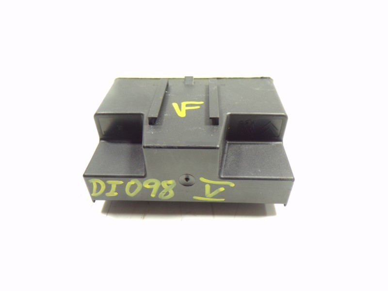 Recambio de modulo electronico para toyota proace city 1.5 dci referencia OEM IAM  9662570880 