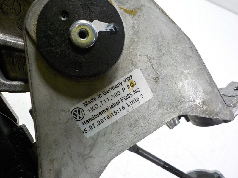 Recambio de palanca freno de mano para volkswagen scirocco (138) 2.0 tdi referencia OEM IAM 1K0711461EEKG 1K0711303P 