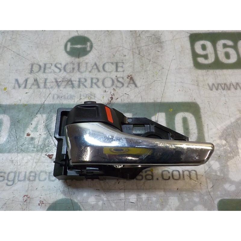 Recambio de maneta interior delantera izquierda para toyota rav 4 advance hybrid referencia OEM IAM 6920633121C0  