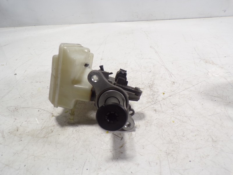 Recambio de bomba freno para volkswagen golf vii sportsvan 1.6 16v tdi dpf referencia OEM IAM 5Q1614019RREP  