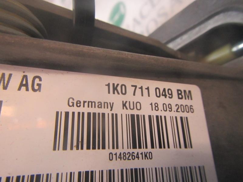 Recambio de palanca cambio para seat leon (1p1) 2.0 16v t fsi referencia OEM IAM 1K0711050A 1K0711049BM 