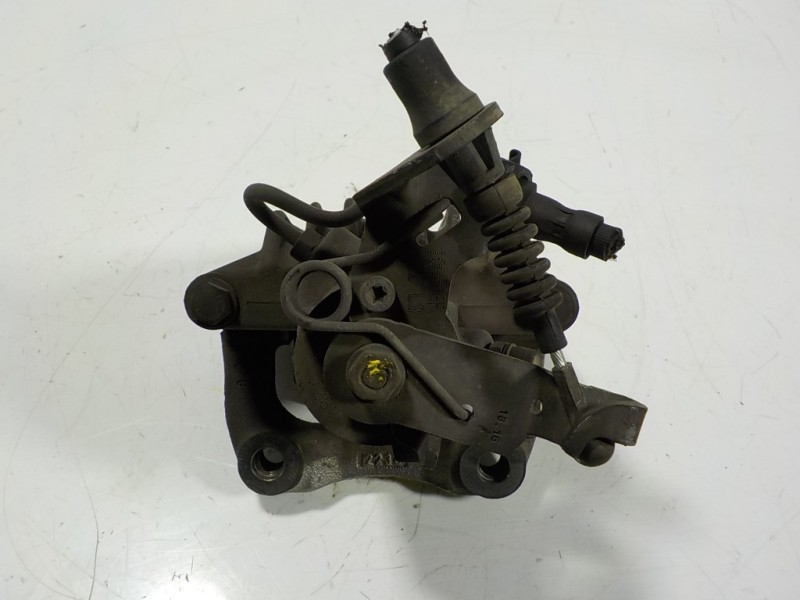 Recambio de pinza freno trasera derecha para volkswagen scirocco (138) 2.0 tdi referencia OEM IAM 1K0615424J  