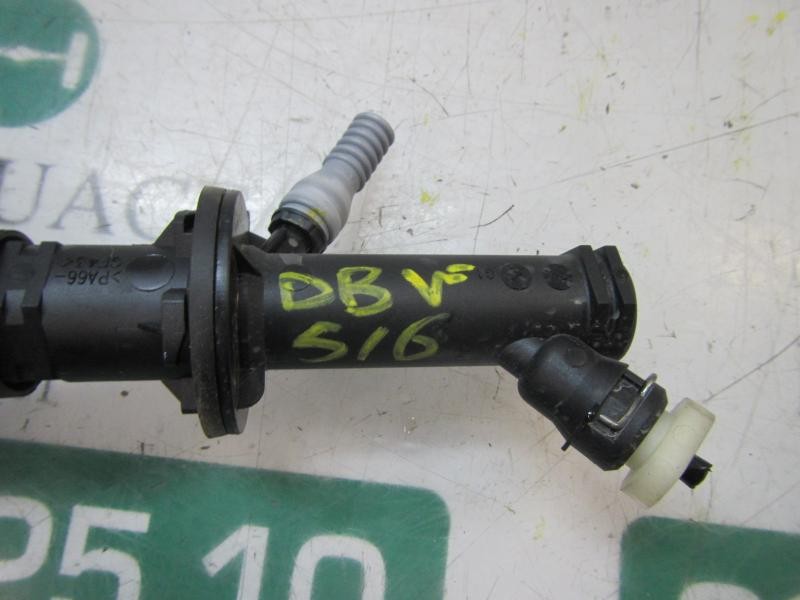 Recambio de bomba embrague para renault clio iv business referencia OEM IAM   