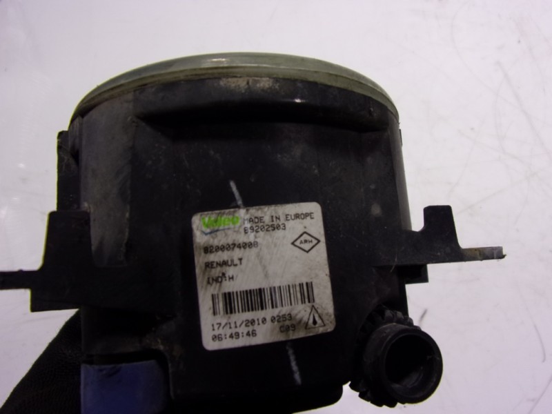 Recambio de faro antiniebla derecho para dacia duster ambiance 4x2 referencia OEM IAM 8200074008 89202503 