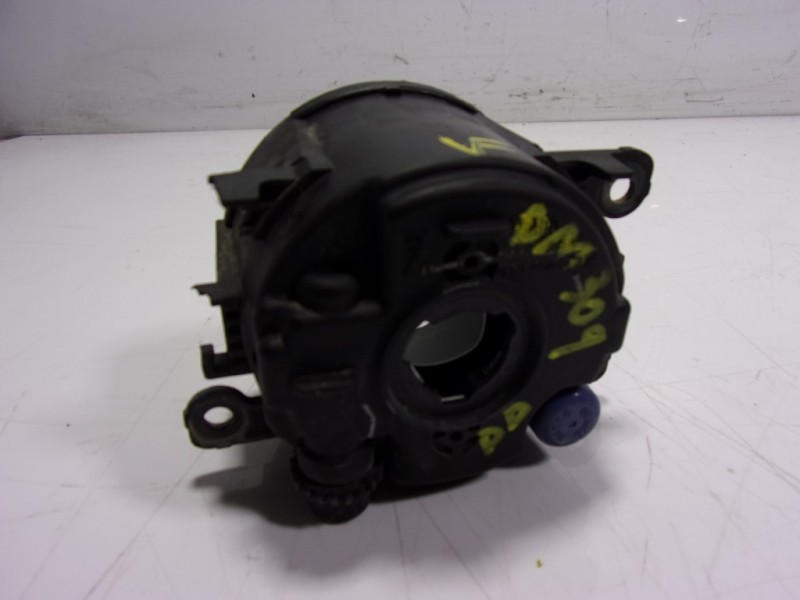 Recambio de faro antiniebla derecho para dacia duster ambiance 4x2 referencia OEM IAM 8200074008 89202503 