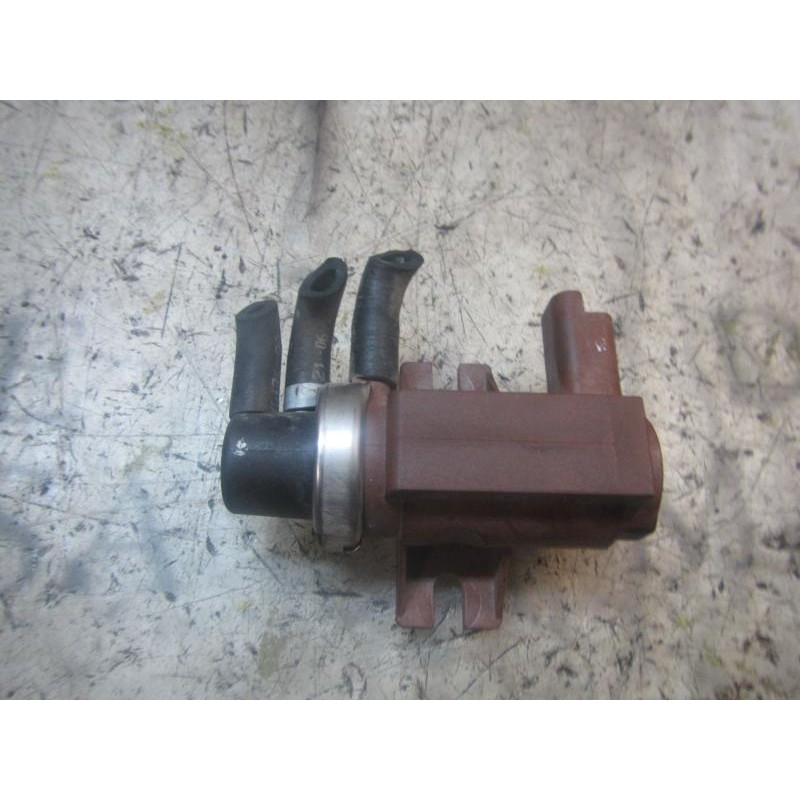 Recambio de valvula aire adicional para mazda 3 berlina (bk) 1.6 cd diesel cat referencia OEM IAM Y60118740  