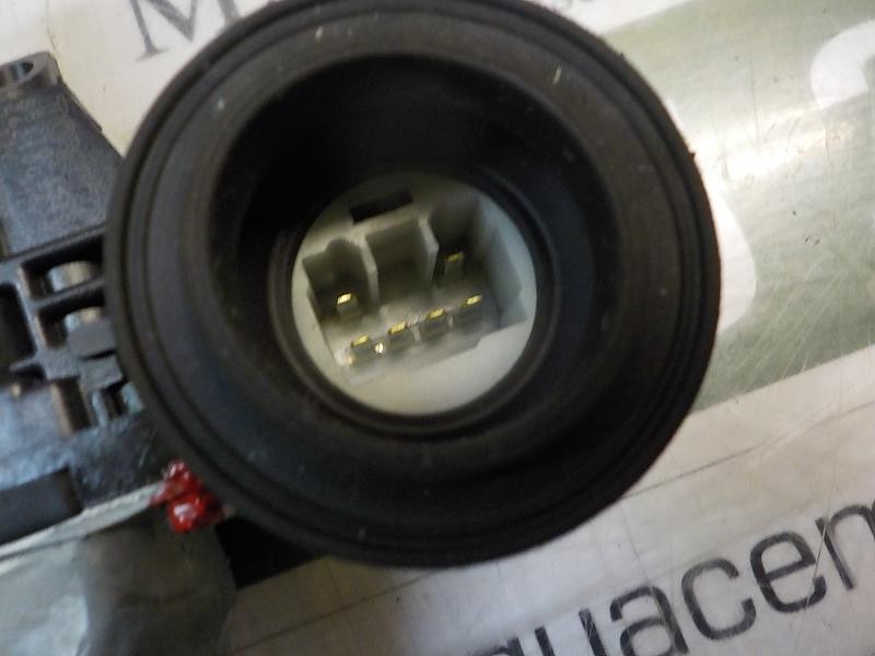 Recambio de elevalunas delantero derecho para toyota rav 4 advance hybrid referencia OEM IAM 6980130280  