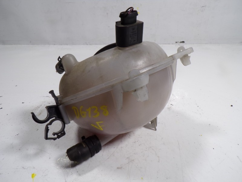 Recambio de deposito expansion para volkswagen golf vii sportsvan 1.6 16v tdi dpf referencia OEM IAM 5Q0121407T  