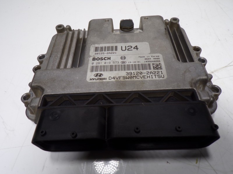 Recambio de centralita motor uce para hyundai i40 1.7 crdi cat referencia OEM IAM 391202A221 0281019573 