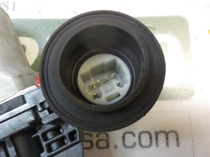 Recambio de elevalunas trasero derecho para toyota rav 4 advance hybrid referencia OEM IAM 6980342050  