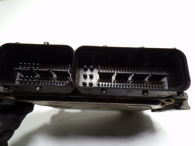 Recambio de centralita motor uce para hyundai i40 1.7 crdi cat referencia OEM IAM 391202A221 0281019573 