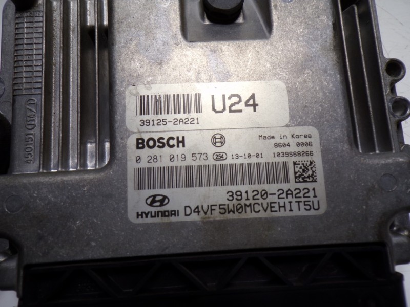Recambio de centralita motor uce para hyundai i40 1.7 crdi cat referencia OEM IAM 391202A221 0281019573 