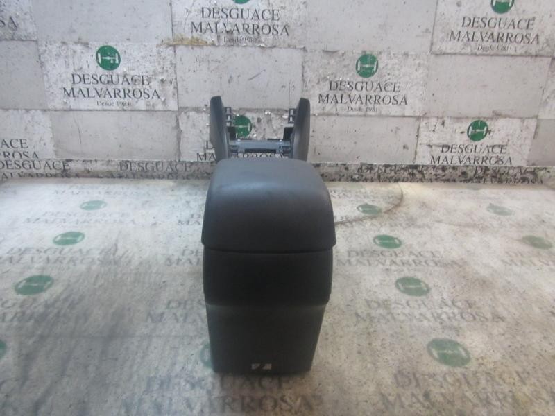 Recambio de apoyabrazos central para mazda 3 berlina (bk) 1.6 cd diesel cat referencia OEM IAM BN8P64420G02  