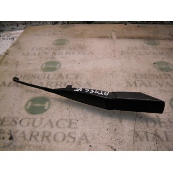 BRAZO LIMPIA DELANTERO DERECHO 