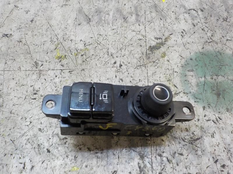 Recambio de modulo electronico para peugeot 208 active referencia OEM IAM 96758773XU 96758773XU 