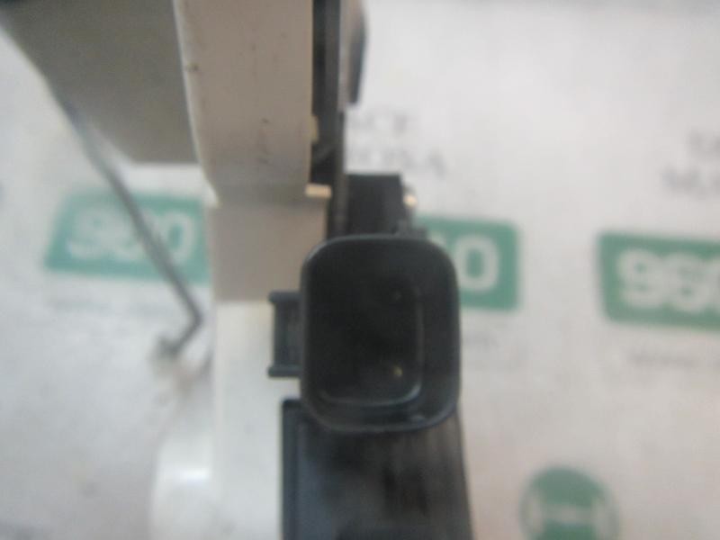 Recambio de cerradura puerta trasera izquierda para peugeot partner kombi active referencia OEM IAM   