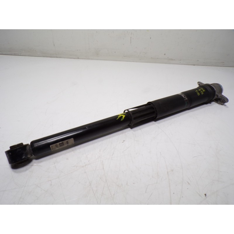 Recambio de amortiguador trasero derecho para skoda kamiq (nw4) 1.0 tsi referencia OEM IAM 2Q0513049CK 2Q0512013DF 