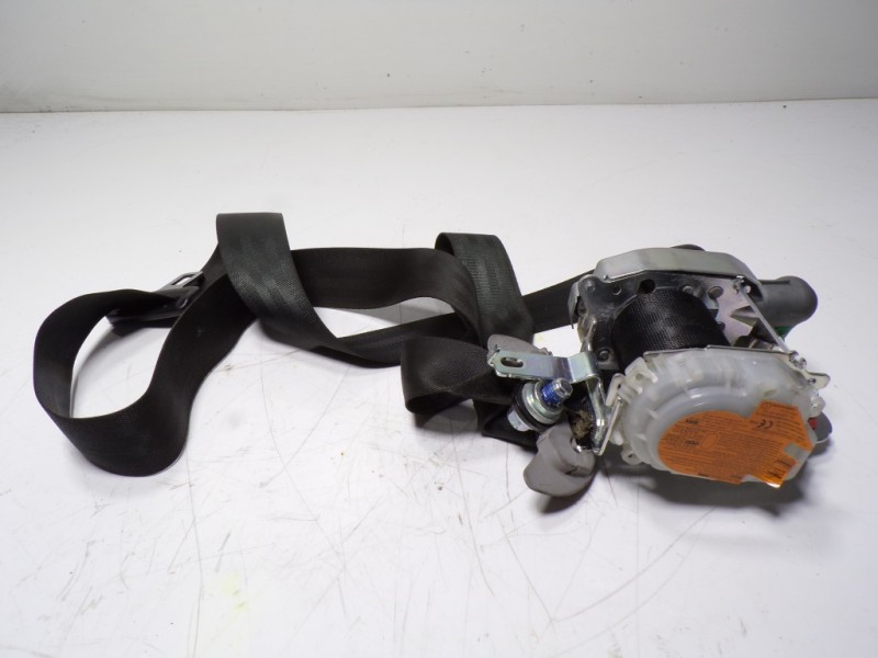 Recambio de cinturon seguridad delantero izquierdo para hyundai i40 1.7 crdi cat referencia OEM IAM 888103Z000RY 888103Z000RY 88