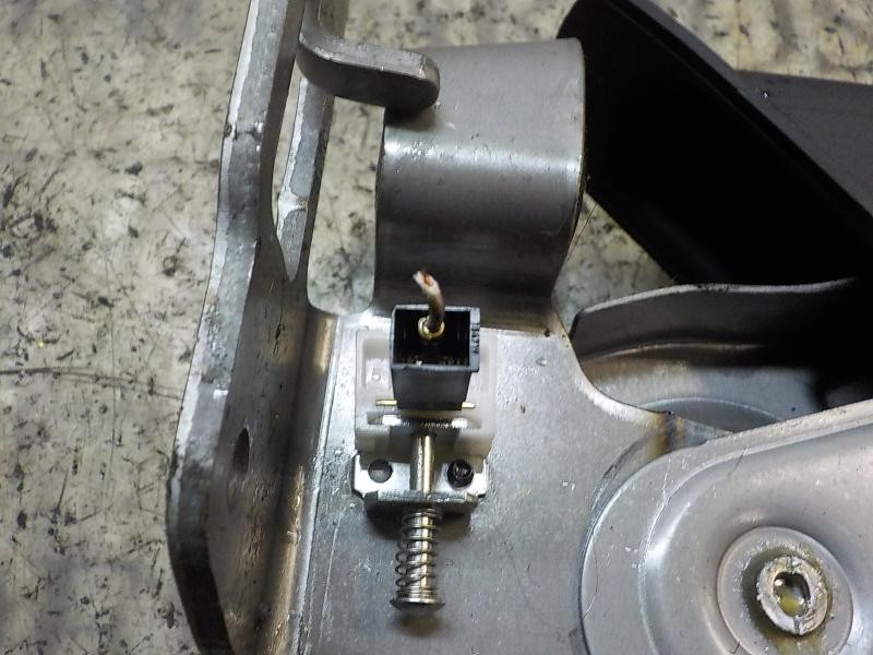 Recambio de palanca freno de mano para ford fiesta (ccn) trend referencia OEM IAM 1852026  