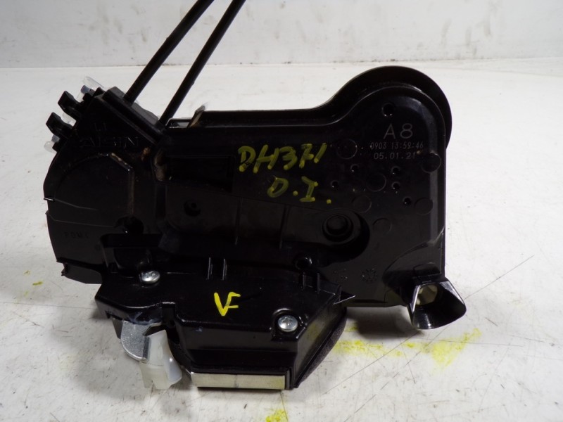 Recambio de cerradura puerta delantera izquierda para toyota hilux (3b/3c/3d) doble cabina referencia OEM IAM 6904002450  