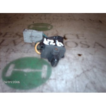 MANDO ELEVALUNAS DELANTERO IZQUIERDO 