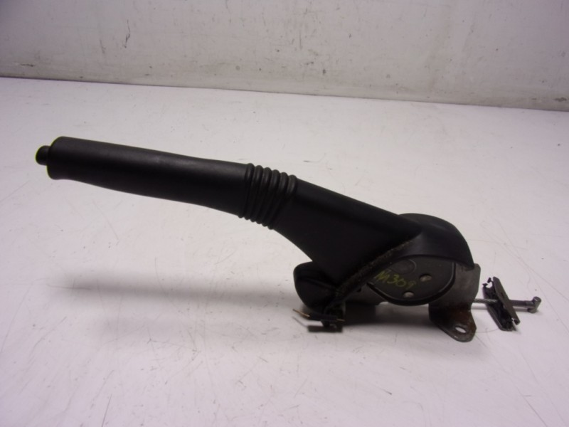 Recambio de palanca freno de mano para dacia duster ambiance 4x2 referencia OEM IAM 360108002R  