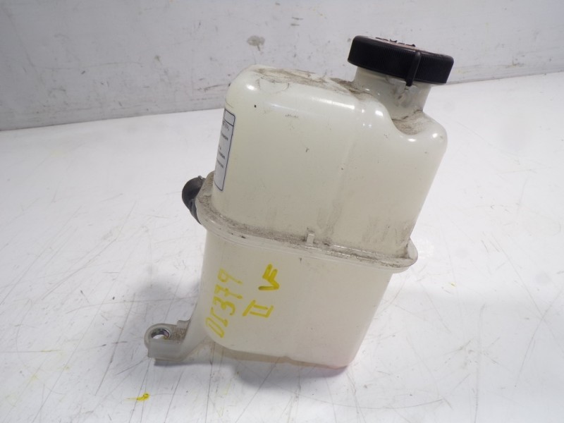 Recambio de deposito expansion para toyota prius+ advance referencia OEM IAM G92A047011  