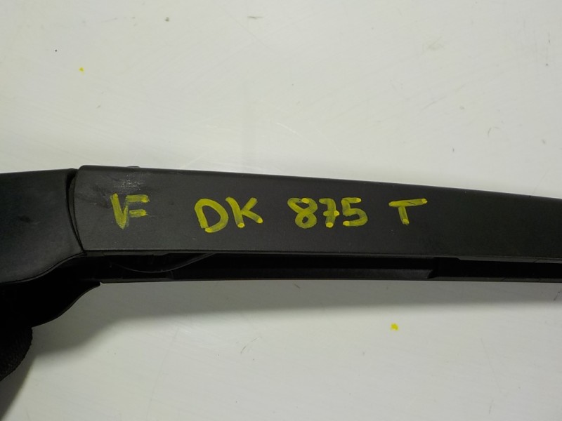 Recambio de brazo limpia trasero para skoda kamiq (nw4) 1.0 tsi referencia OEM IAM 6R6955707B 6589557 