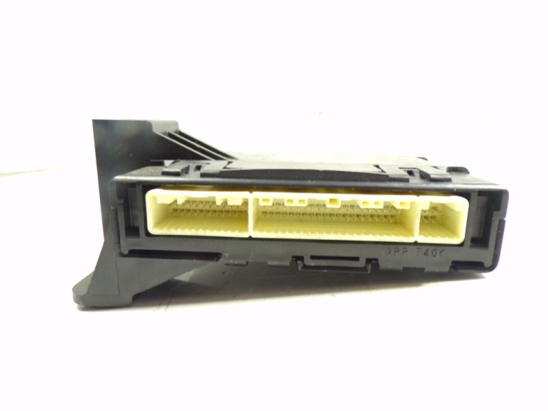 Recambio de modulo electronico para toyota prius+ advance referencia OEM IAM 8865047413 8865047413 