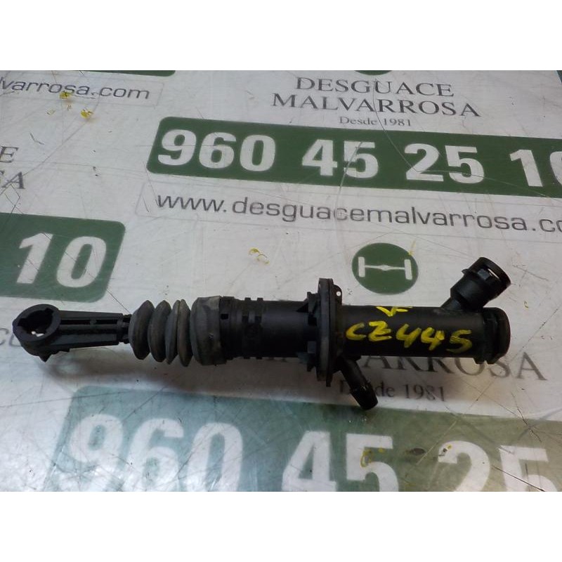 Recambio de bomba embrague para renault scenic iii grand expression referencia OEM IAM 306100018R  