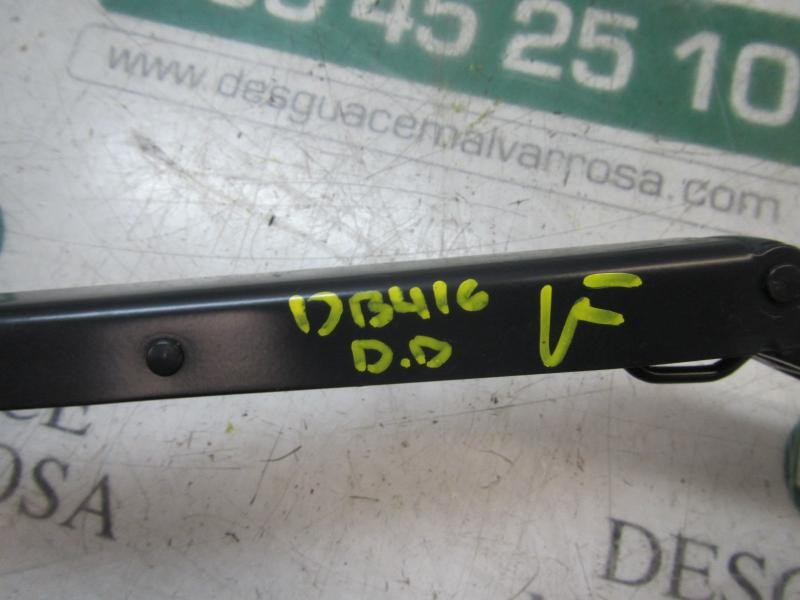 Recambio de brazo limpia delantero derecho para kia pro_cee´d 1.6 crdi cat referencia OEM IAM 983201H300  