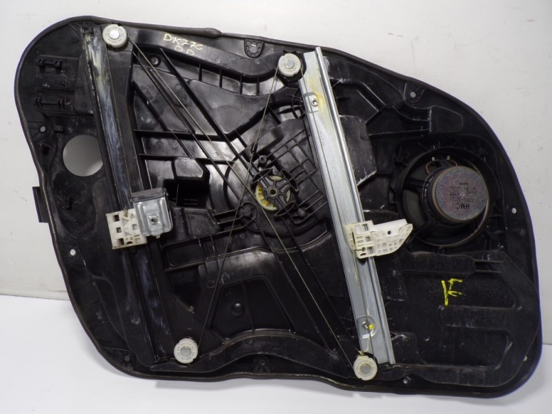 Recambio de elevalunas delantero derecho para hyundai i40 1.7 crdi cat referencia OEM IAM 824813Z000 13J070192 