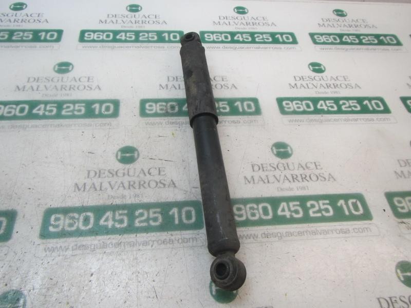 Recambio de amortiguador trasero derecho para hyundai h1 kasten (flügeltüren h.) referencia OEM IAM 553104A700  