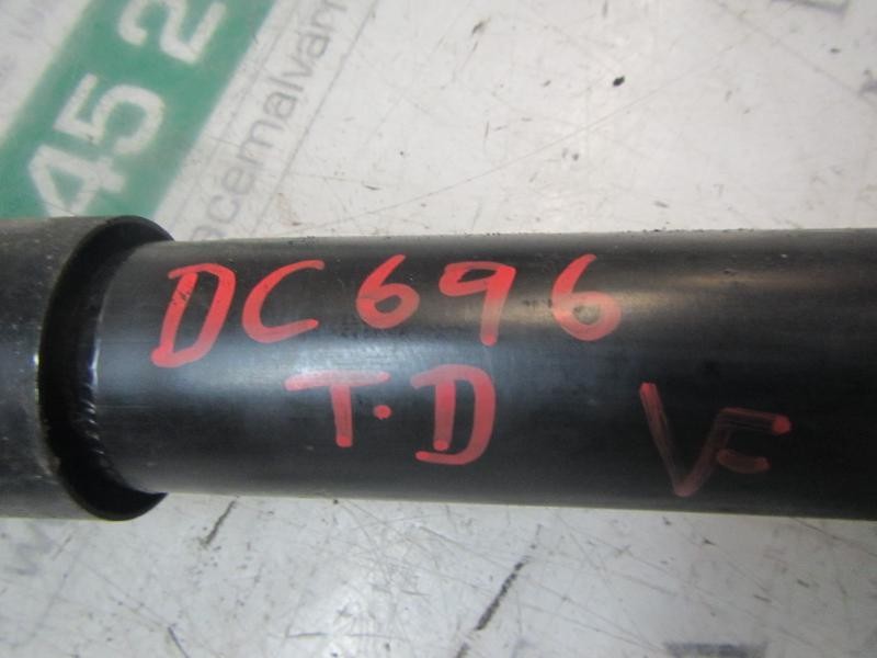 Recambio de amortiguador trasero derecho para hyundai h1 kasten (flügeltüren h.) referencia OEM IAM 553104A700  