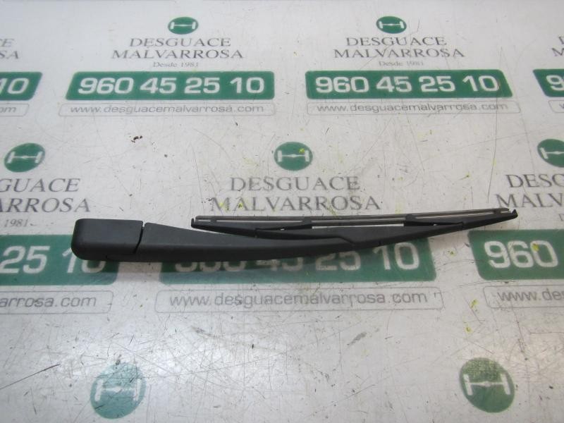 Recambio de brazo limpia trasero para kia pro_cee´d 1.6 crdi cat referencia OEM IAM 988111H000  