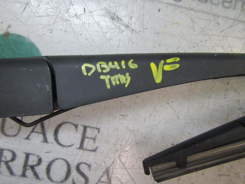 Recambio de brazo limpia trasero para kia pro_cee´d 1.6 crdi cat referencia OEM IAM 988111H000  