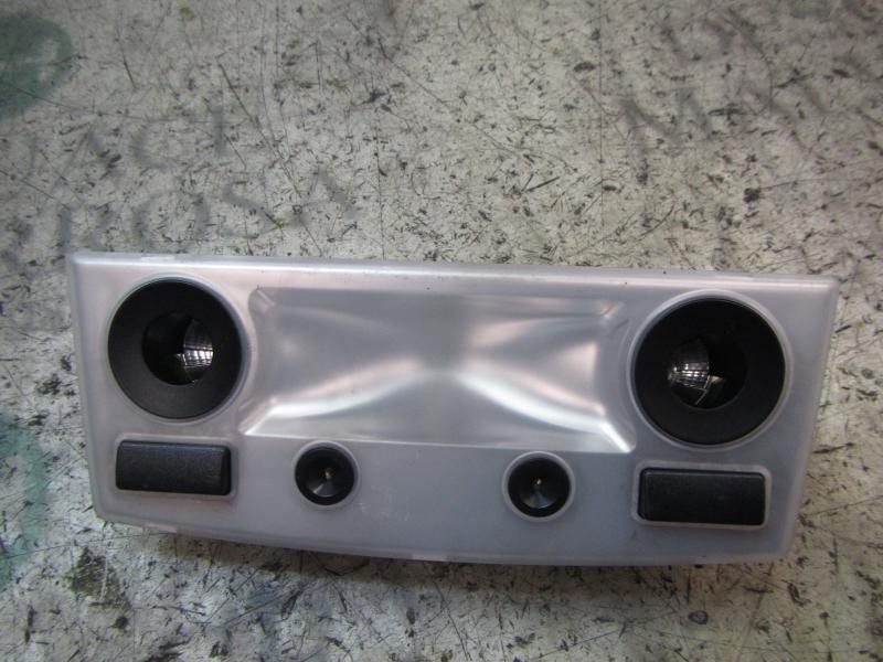 Recambio de piloto interior para bmw serie 5 berlina (e60) 2.2 24v cat referencia OEM IAM 63316962057  