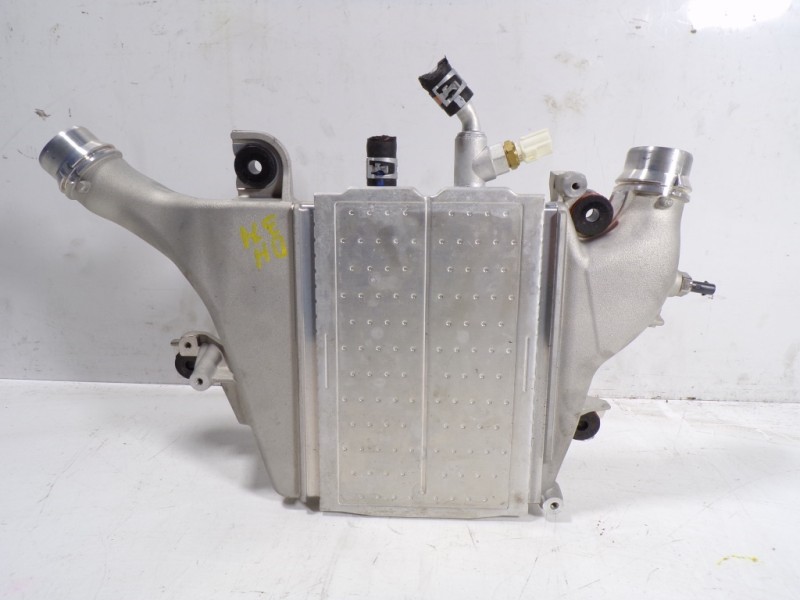 Recambio de intercooler para toyota hilux (3b/3c/3d) doble cabina referencia OEM IAM 1794011100 67071210 67071210