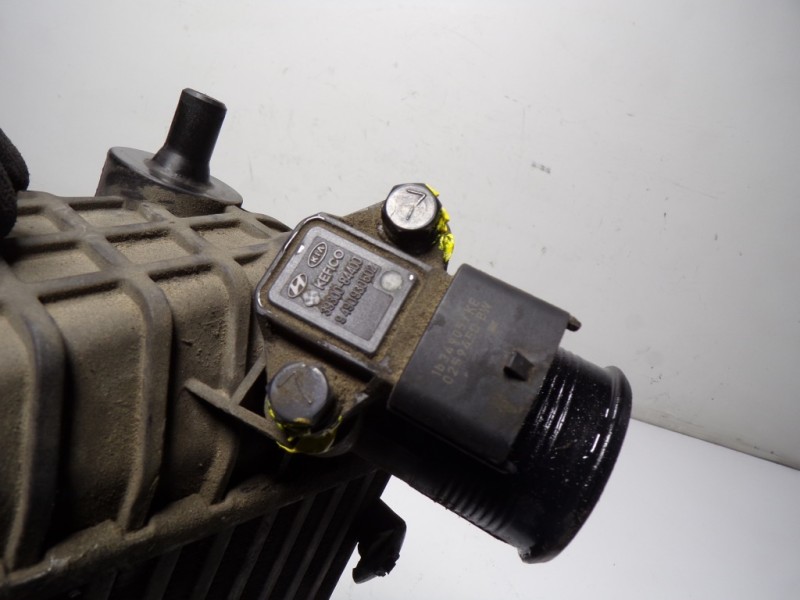 Recambio de intercooler para hyundai i40 1.7 crdi cat referencia OEM IAM 282712A800 393008440 3930084400