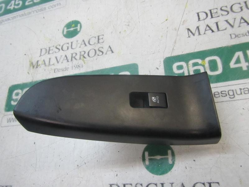 Recambio de mando elevalunas delantero derecho para kia pro_cee´d 1.6 crdi cat referencia OEM IAM 935751H100EQ 935751H100 