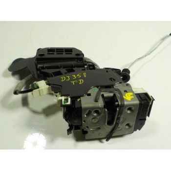 CERRADURA PUERTA TRASERA DERECHA A2047302835 