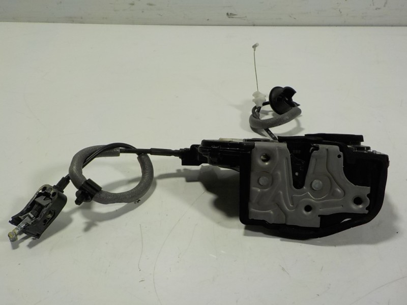 Recambio de cerradura puerta trasera derecha para skoda kamiq (nw4) 1.0 tsi referencia OEM IAM 10A839016 10A839016 