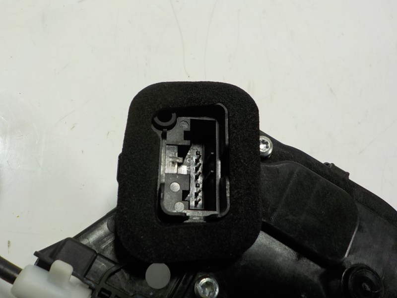 Recambio de cerradura puerta trasera derecha para skoda kamiq (nw4) 1.0 tsi referencia OEM IAM 10A839016 10A839016 