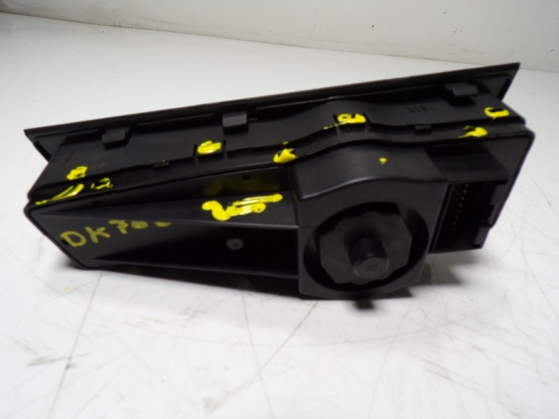 Recambio de mando luces para hyundai i40 1.7 crdi cat referencia OEM IAM 933003Z200RY 933003Z200 