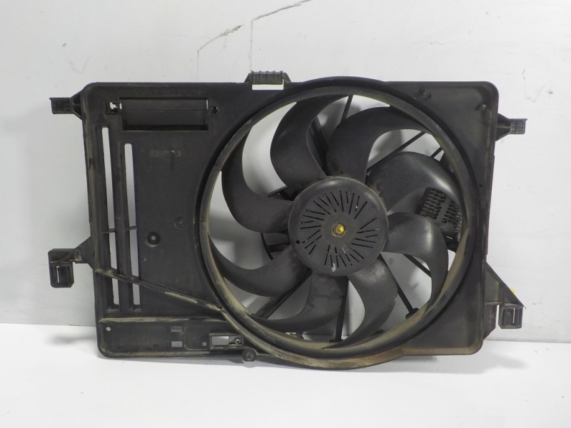 Recambio de electroventilador para ford focus lim. (cb8) 1.0 ecoboost cat referencia OEM IAM 2269500 CV618C607VB 