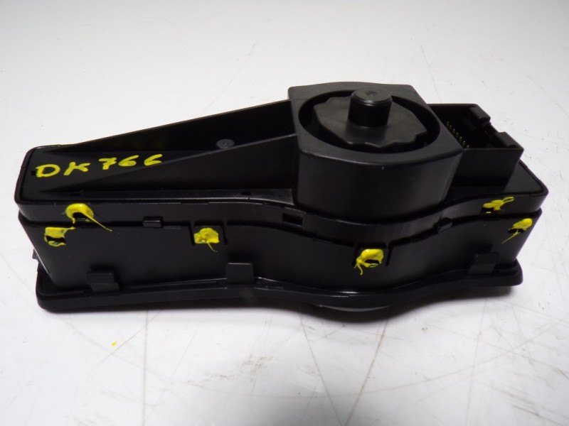 Recambio de mando luces para hyundai i40 1.7 crdi cat referencia OEM IAM 933003Z200RY 933003Z200 