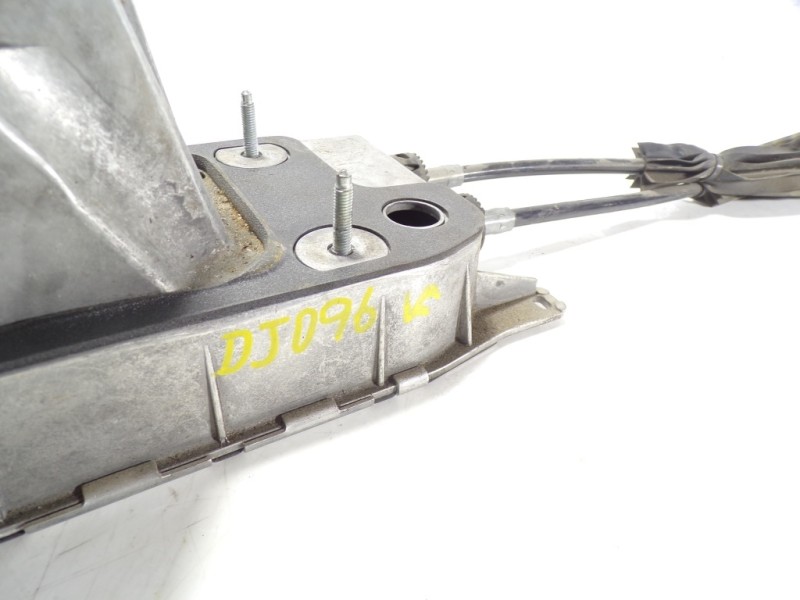 Recambio de palanca cambio para volkswagen caddy furgón/kombi 2.0 tdi referencia OEM IAM 1K0711050A 1T0711049BD 