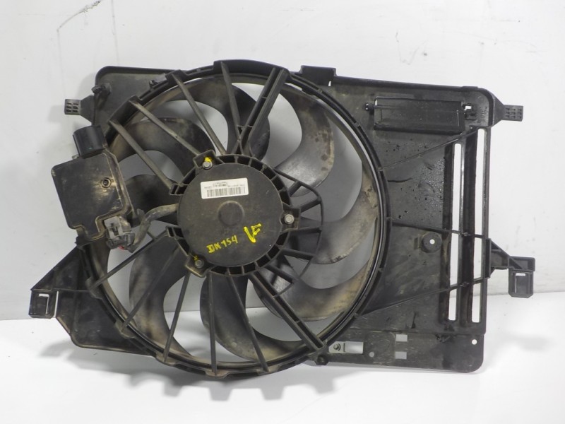 Recambio de electroventilador para ford focus lim. (cb8) 1.0 ecoboost cat referencia OEM IAM 2269500 CV618C607VB 