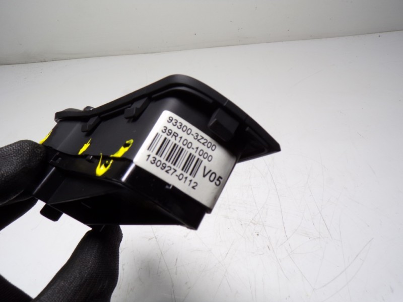Recambio de mando luces para hyundai i40 1.7 crdi cat referencia OEM IAM 933003Z200RY 933003Z200 