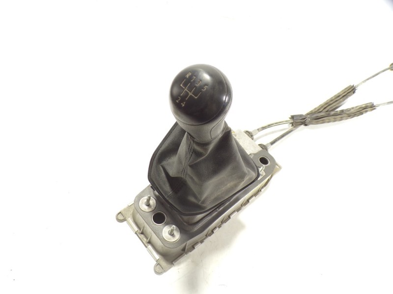 Recambio de palanca cambio para volkswagen caddy furgón/kombi 2.0 tdi referencia OEM IAM 1K0711050A 1T0711049BD 